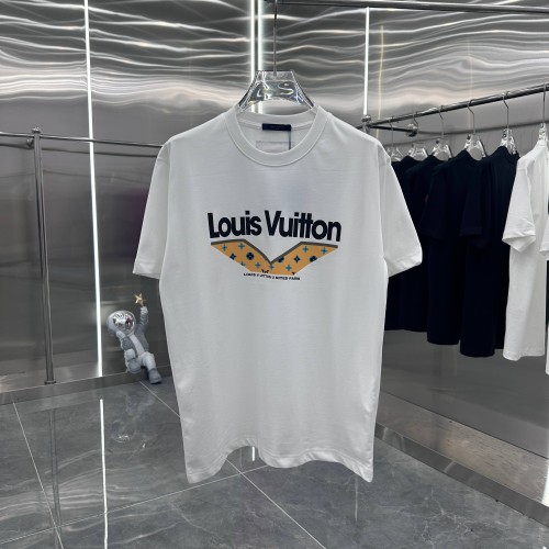 Louis Vuitton Unisex T Shirt Size S-2XL