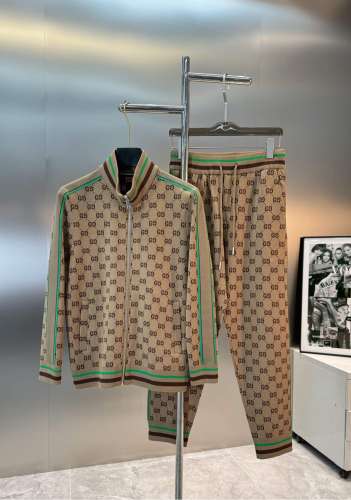 Gucci Unisex Jogging suit Size M-XXXL