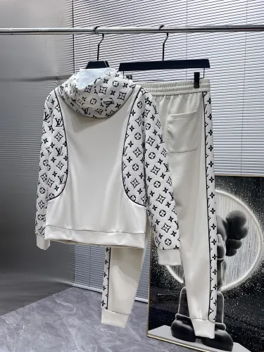 Louis Vuitton Unisex Jogging suit Size M-XXXL