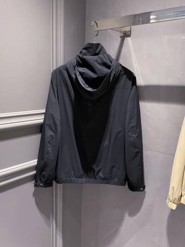 Burberry Unisex Jacket Size M-XXXL