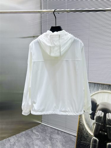 Burberry Unisex Jacket Size 48-56