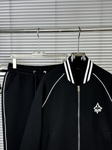 Louis Vuitton Unisex Jogging suit Size M-XXXL