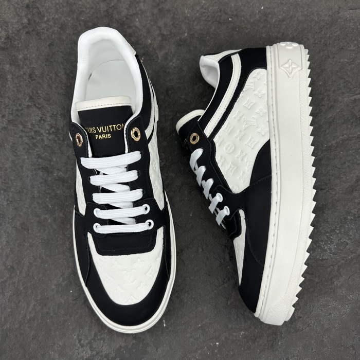 Louis Vuitton Time Out Sneaker Size 43