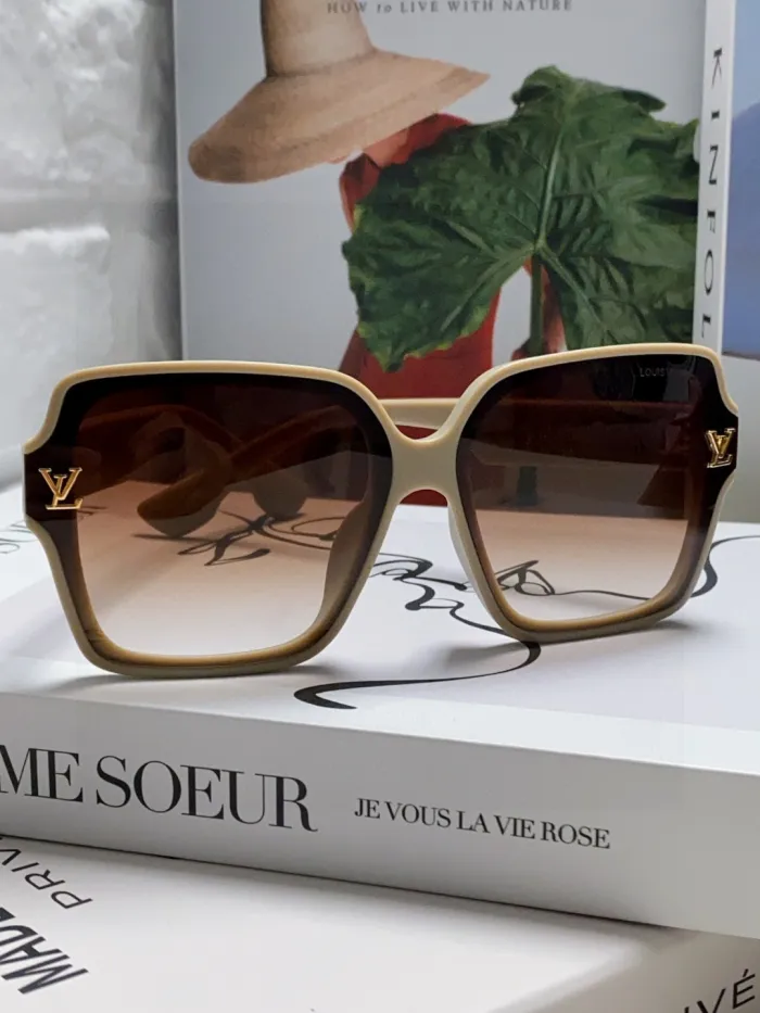 Louis Vuitton Sunglasses 4-Color
