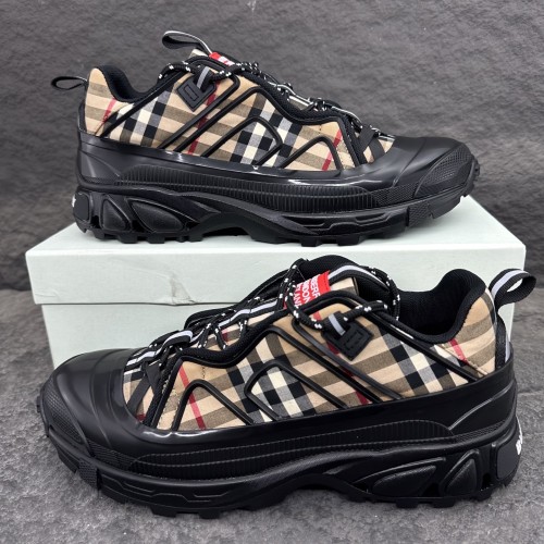 Burberry Arthur Sneaker Size 36-46