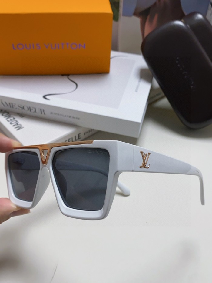 Louis Vuitton Sunglasses 3-Color