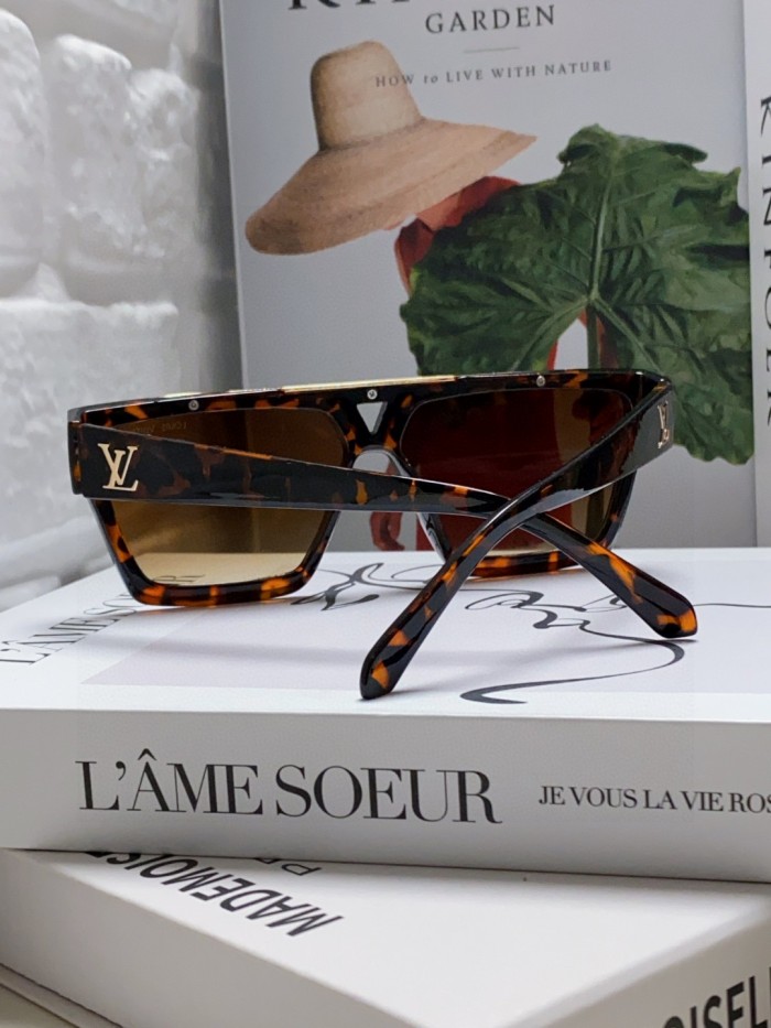 Louis Vuitton Sunglasses 3-Color