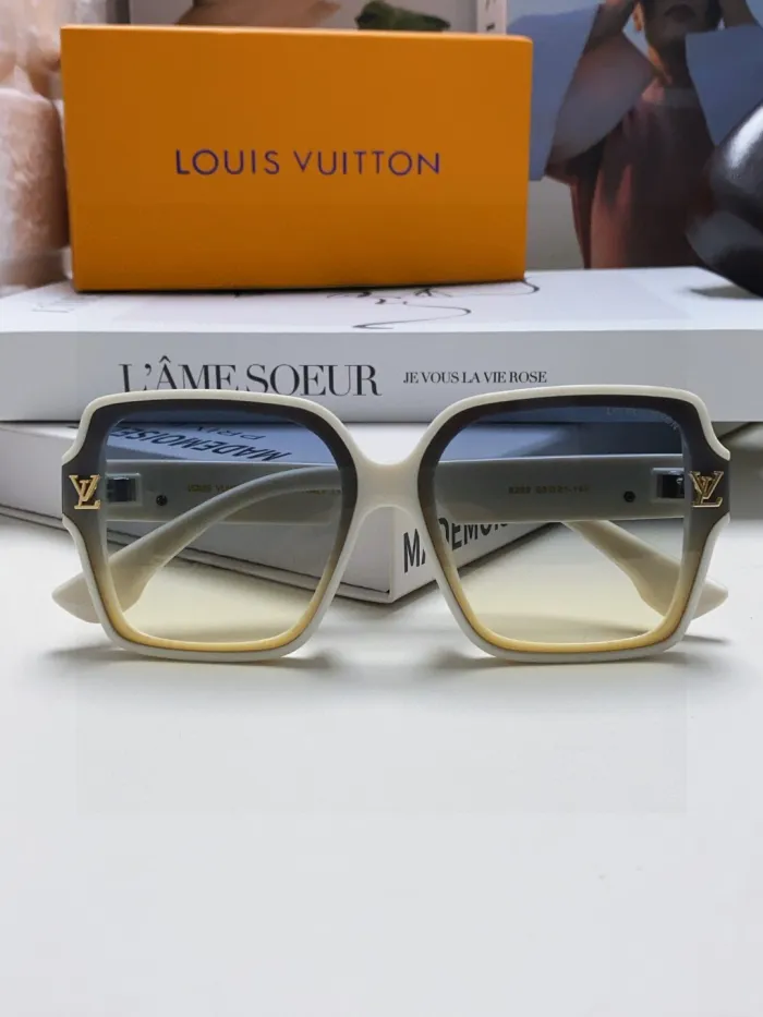 Louis Vuitton Sunglasses 4-Color