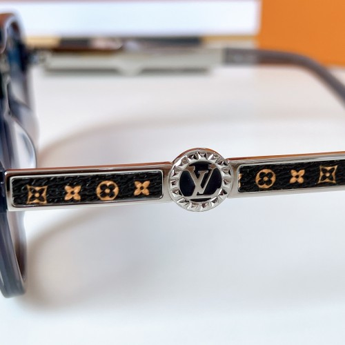 Louis Vuitton Sunglasses 6-Color