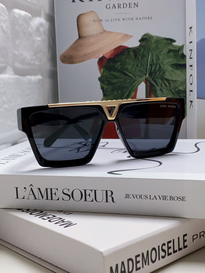 Louis Vuitton Sunglasses 3-Color