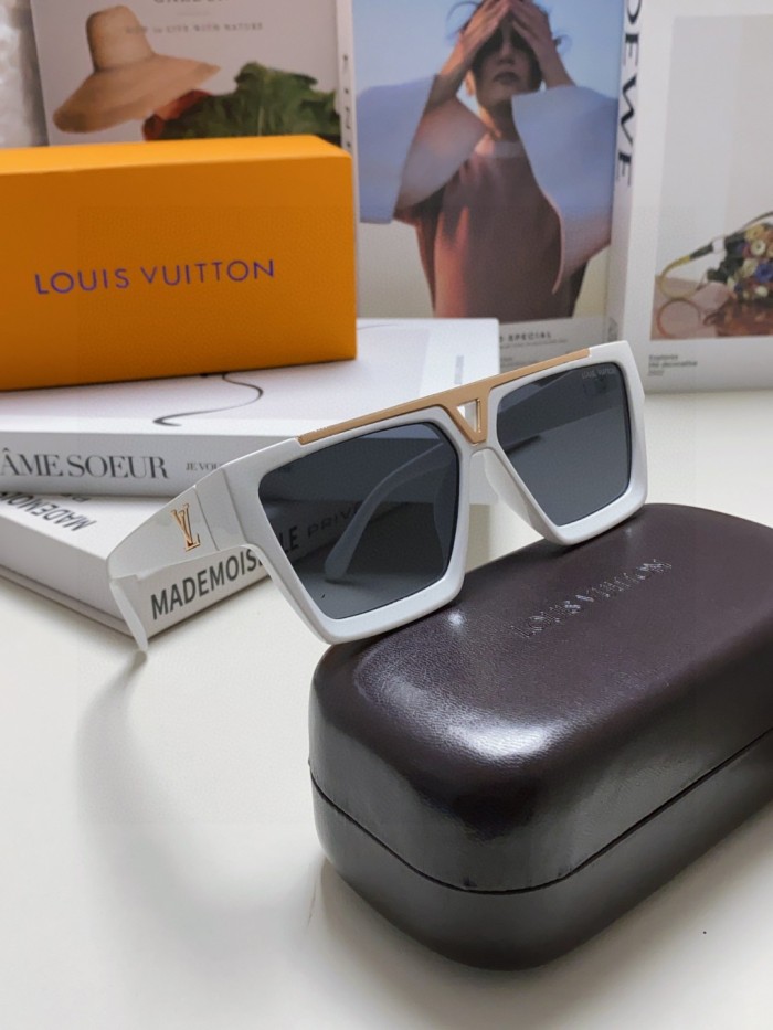 Louis Vuitton Sunglasses 3-Color