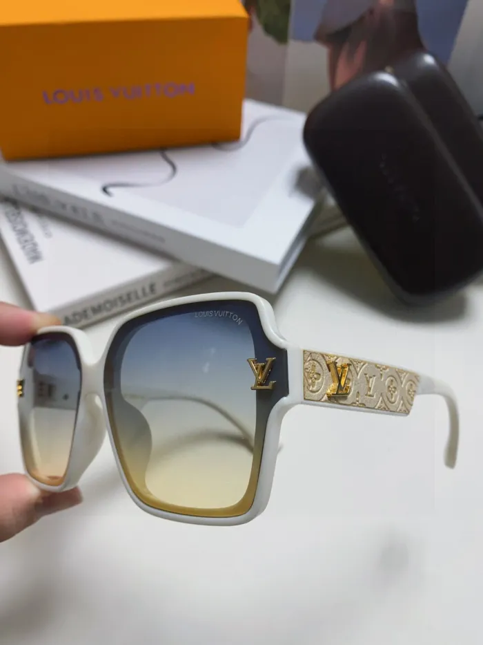 Louis Vuitton Sunglasses 4-Color