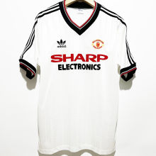 1982/83 M Utd Away White Retro Soccer Jersey