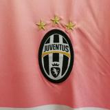 2015-2016 JUV Pink Retro Soccer Jersey带欧冠章。圆环。意甲盾