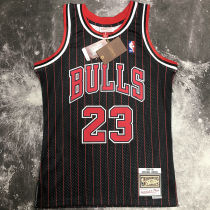 1997/98 Bulls JORDAN #23 Black Retro NBA Jerseys 热压