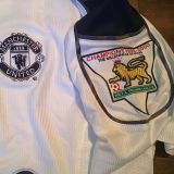 2000/01 M Utd Away White Long Sleeve Retro Soccer Jersey