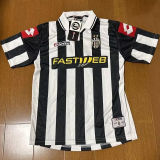 2001/02 JUV Home Retro Soccer Jersey