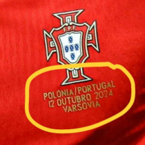 POLONIA / PORTUGAL 12 OUTUBRO 2024 VARSOVIA  胸前决定小字 (You can buy it alone OR tell us which jersey to print it on. )