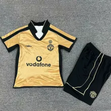 2001/02 M Utd 100th Centenary Reversible Retro Kids Soccer Jersey