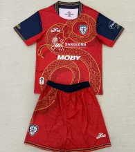 2025 Cagliari Special Edition Kids Soccer Jersey 卡利亚里