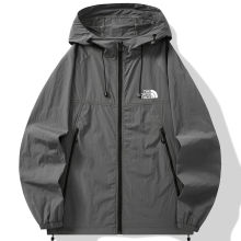 2025/26 TTHE NORTH FACE Windbreaker