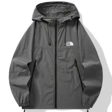 2025/26 TTHE NORTH FACE Windbreaker