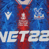 2024/25 Crystal Palace Home FA CUP FINAL VERSION Fans Soccer Jersey(带胸前小字，臂章，袖广告）