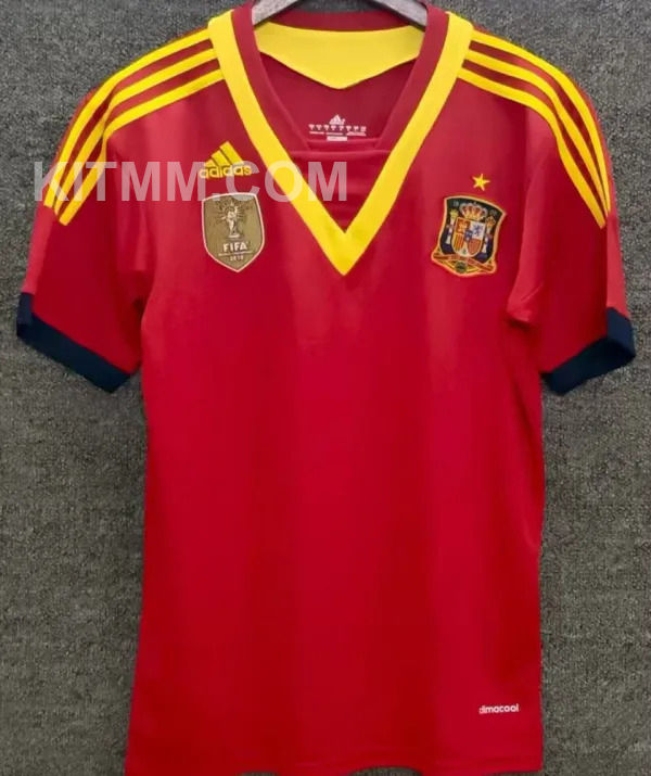 2013 Spain Home Red Retro Soccer Jersey