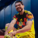 2025/26 Club America Home Player Version Soccer Jersey 背后广告黑色