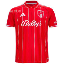 2025/26 Nottingham Forest Home Red Fans Soccer Jersey 有胸前广告