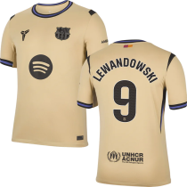 LEWANDOWSKI # 9 BA 1:1 Quality Away Fans Soccer Jersey 2025/26 (LaLiga Font 西甲字体 有号下广告) ★★