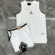 2025/26 Jordan White Vest Training Jersey(A Set)黑色边短裤