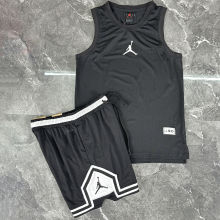 2025/26 Jordan Black Vest Training Jersey(A Set)白色边短裤