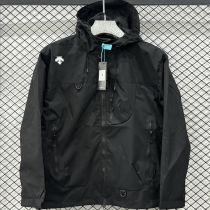2026/27 DESCENTE Black Outdoor Windbreaker  Y003