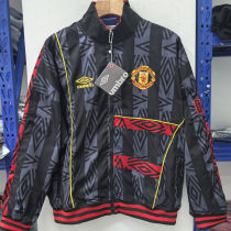 1993/1995 M Utd Black Retro Windbreaker