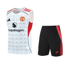 2025/26 M Utd Black Vest Training Jersey(A Set)