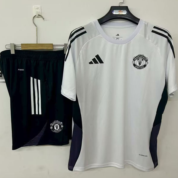 2026 M Utd Training Jersey (A Set)