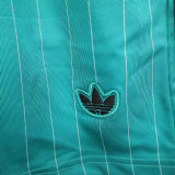2025/26 LFC Green Retro Style Shorts Pants