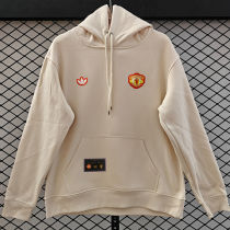 2026 M Utd Khaki Retro Style Hoody 卡其色