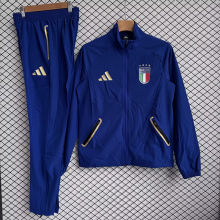 2026/27 Italy Baby Blue Windbreaker Jacket  （A Set）