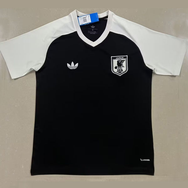 2026/27 Japan Black Training Fans Soccer Jersey