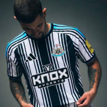 2026/27 Newcastle Home Fans Soccer Jersey 带胸前广告