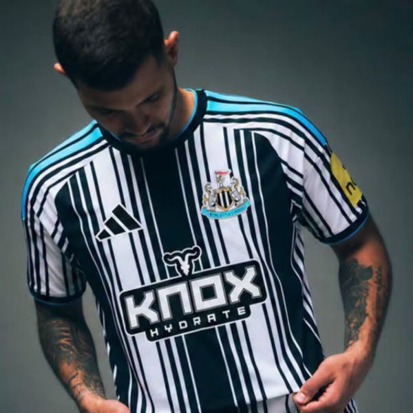 2026/27 Newcastle Home Fans Soccer Jersey 带胸前广告