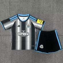 2026/27 Newcastle Home Kids Soccer Jersey 带胸前广告