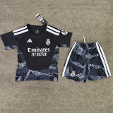 2026/27 RM Black Goalkeeper Kids Soccer Jersey