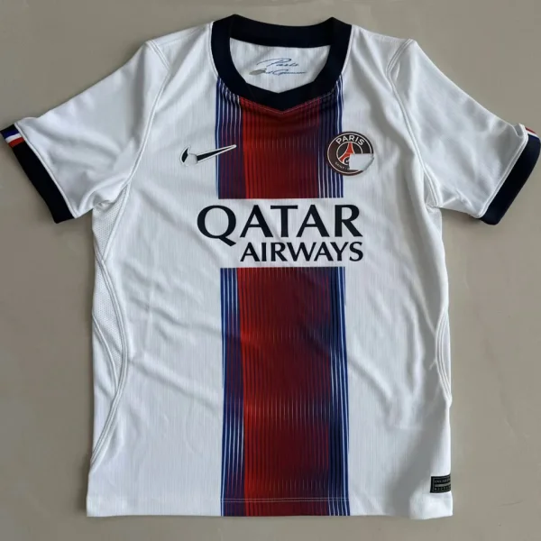 2026/27 PSG 1:1 Away White Fans Soccer Jersey 队微硅胶