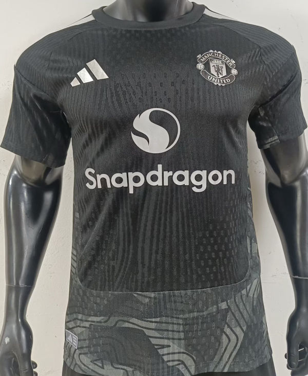 2026/27 M Utd Black Goalkeeper Player Version Soccer Jersey