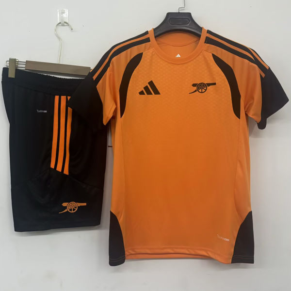 2026/27 ARS Orange Training Jersey (A Set) 全黑色裤子
