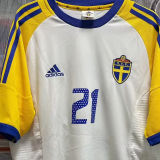 2002 Sweden Away White Retro Soccer Jersey