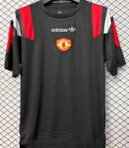 2026/27 M Utd Retro Style Black Fans Soccer Jersey